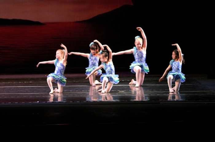 2008dance.jpg